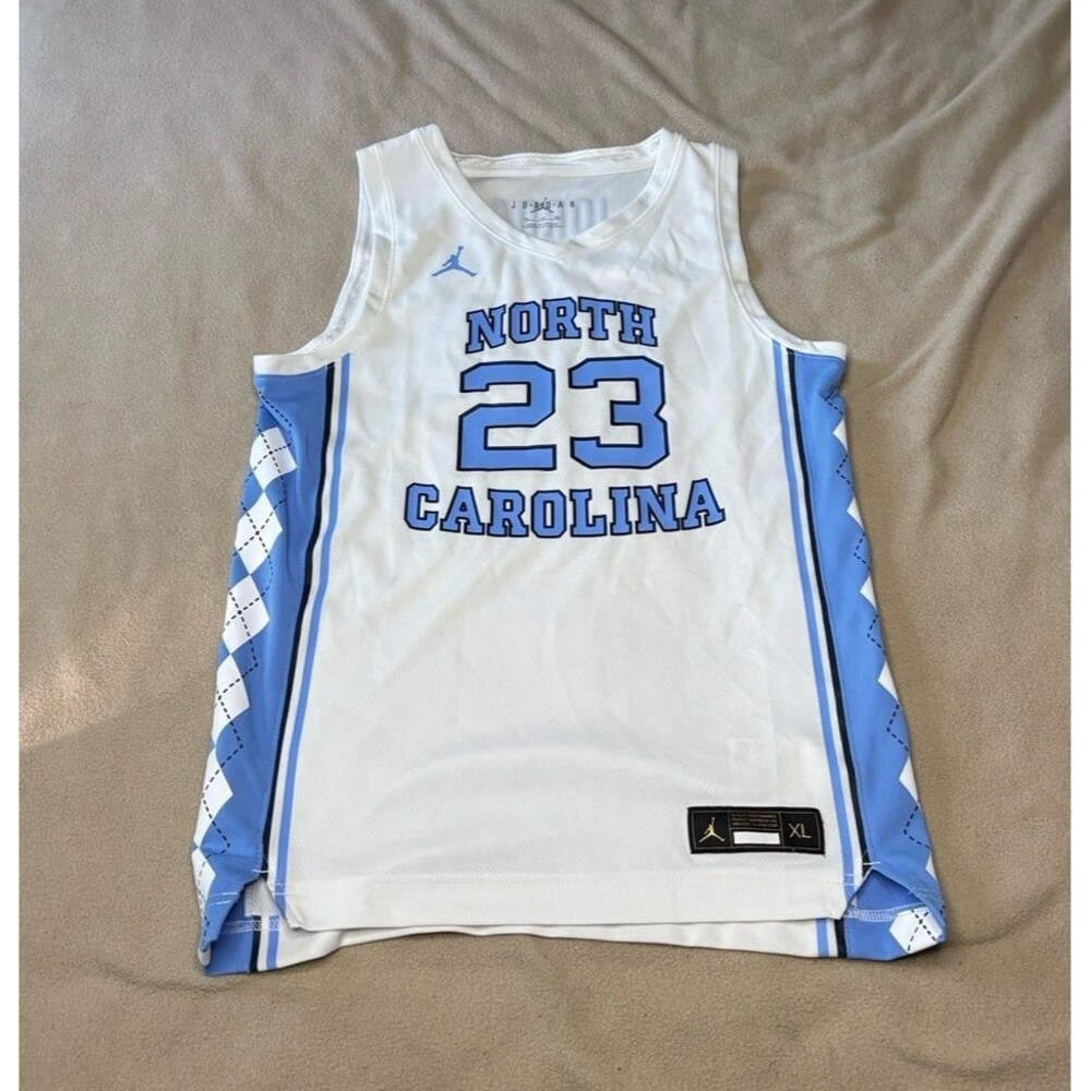 Nike UNC North Carolina Michael Jordan #23 Jersey Youth Size XL